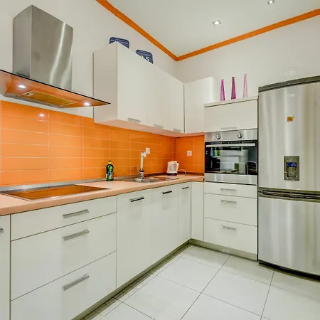 - Centre Anka Apartment Split